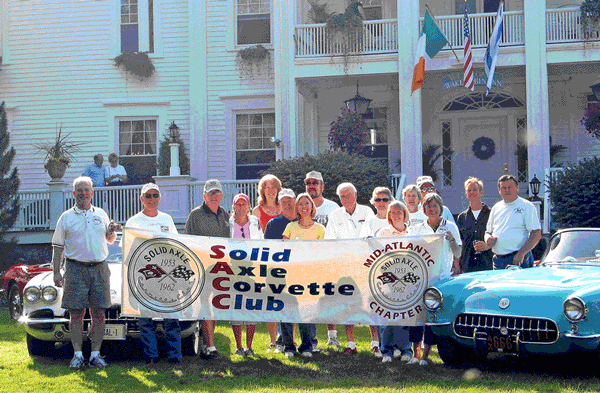 2007 Lime Rock, CT - Club picture with banner
